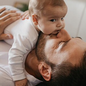 First time dad tips how to be a hands on dad First time dad tips how to be a hands on dad